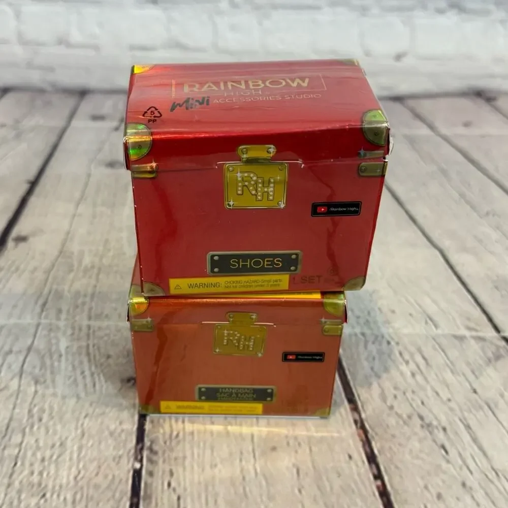 Rainbow High Shoe and Bag Mystery Accessory Boxes